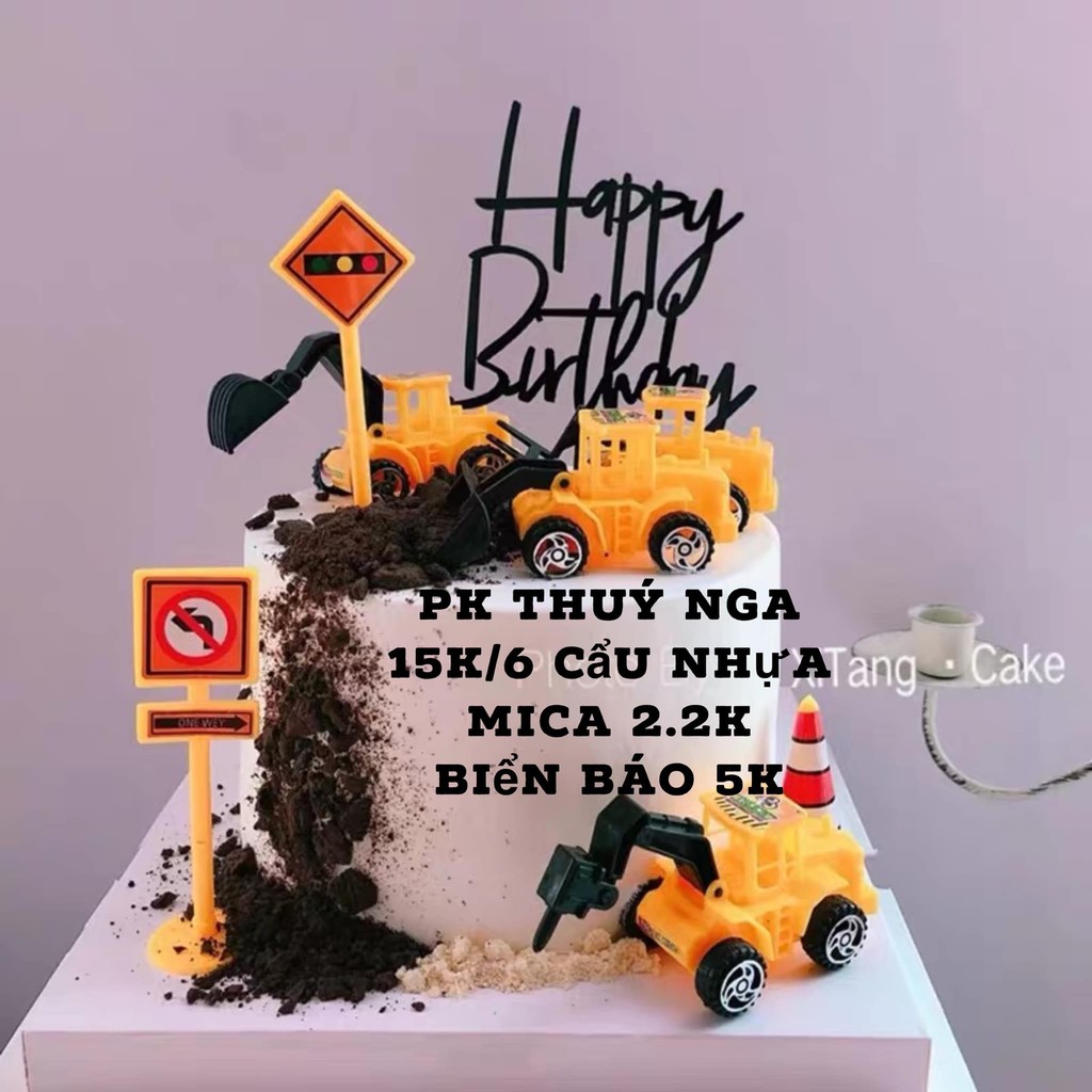 SET 6 XE CẨU NHỰA TRANG TRÍ BÁNH KEM