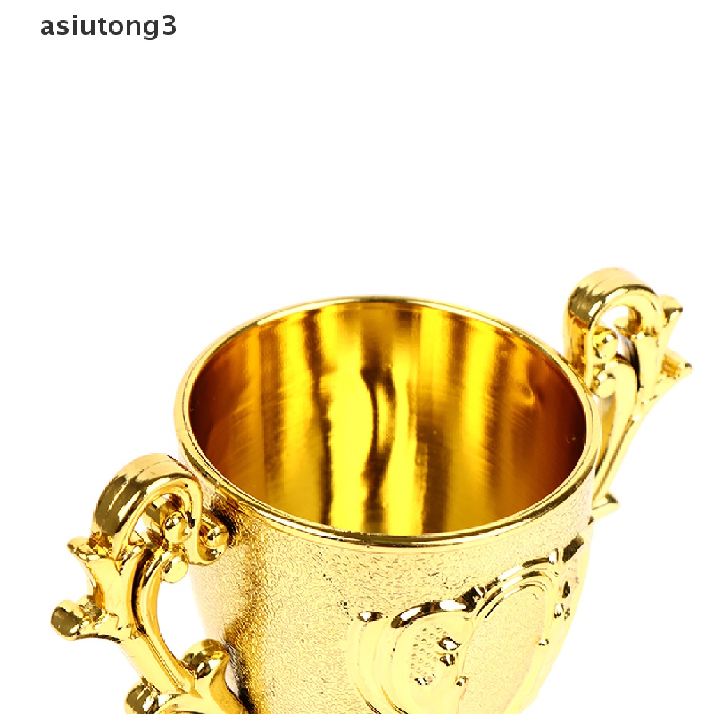 Cúp đồ chơi bằng nhựa thiết kế sang trọng cho bé