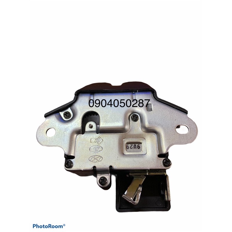 Khóa ngậm cốp sau Kia K3/ Cerato 2016