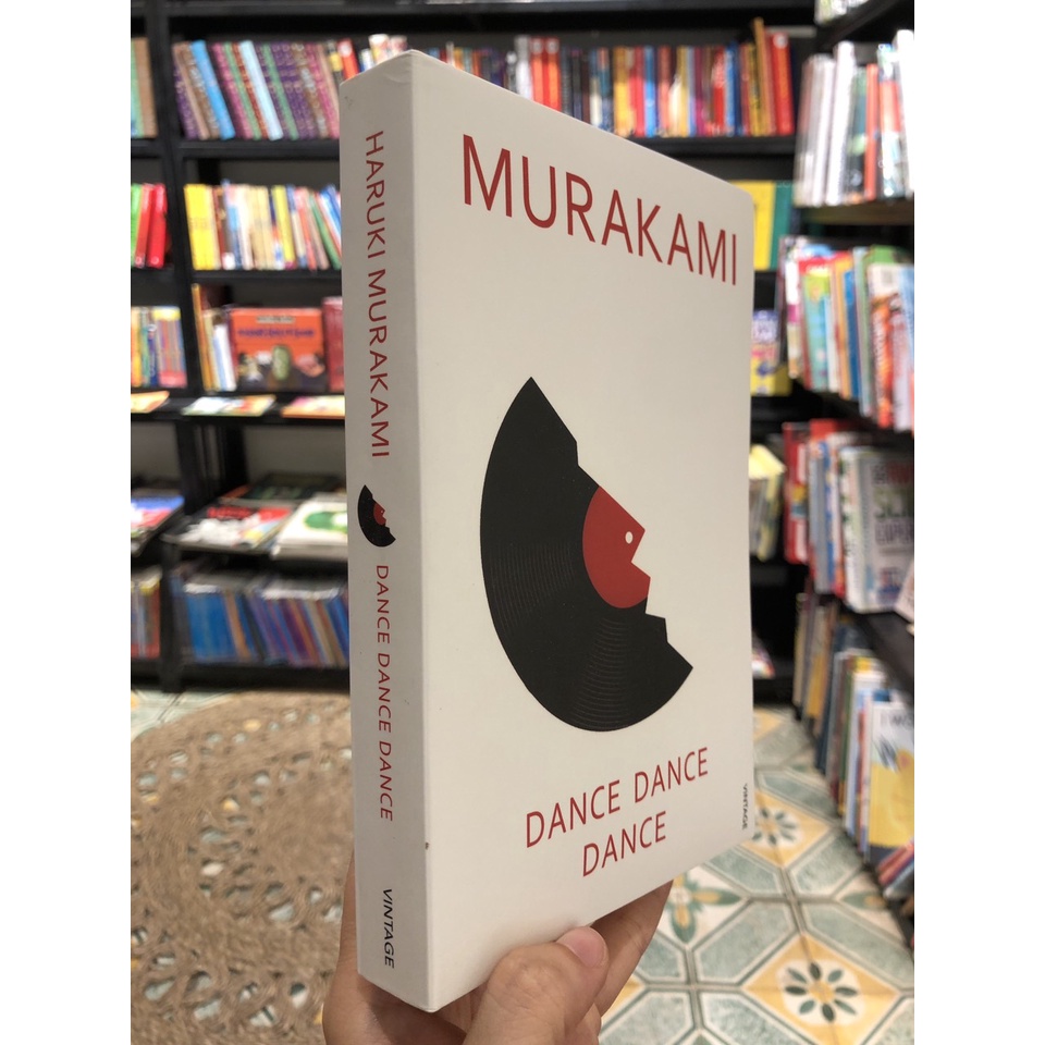 Sách - Dance Dance Dance