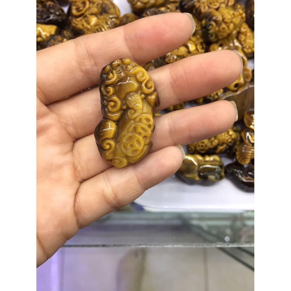 mặt dây tỳ hưu tặng kèm dây đeo cổ