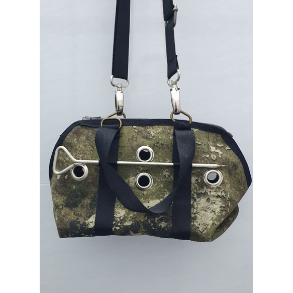 Túi đựng gà mồi