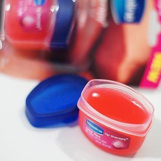 Son dưỡng ẩm môi Vaseline Cấp Ẩm Làm Mềm Mịn Môi