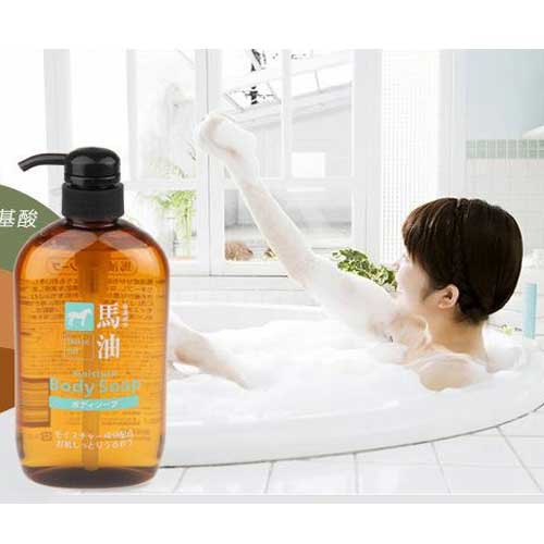 SỮA TẮM CHIẾT XUẤT DẦU NGỰA COSME STATION 600ML - Hachi Hachi Japan Shop