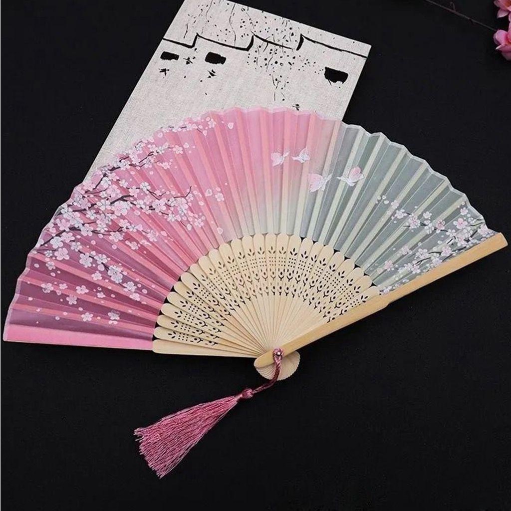 [COD] Quạt Xếp Cầm Tay Khung Gỗ Tre Họa Tiết Hoa Bướm Màu Sắc Tươi Sáng Phối Tua Rua Thủ Công