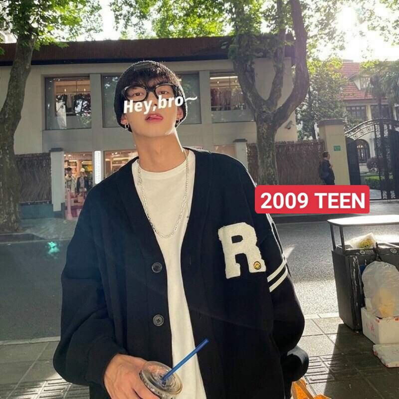 Áo khoác nỉ in chữ R dáng cadigan độc lạ.hangtotgiare98