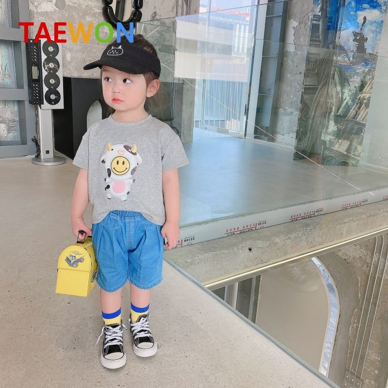 Áo thun bé trai Hàn Quốc chất cotton , Áo phông cộc tay bé gái xuất dư từ 1 đến 5 tuổi Taewon Kids AT06