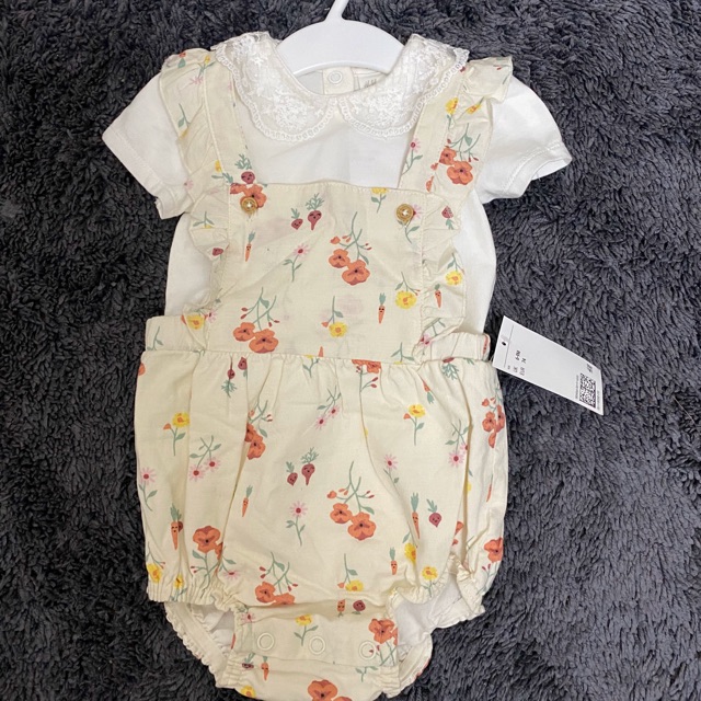 Yếm HM 6-9m