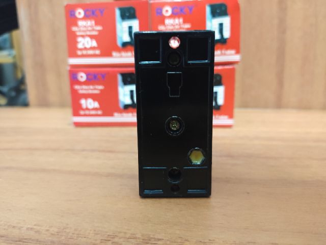 CB cầu dao an toàn ROCKY 10A 15A 20A 30A 40A