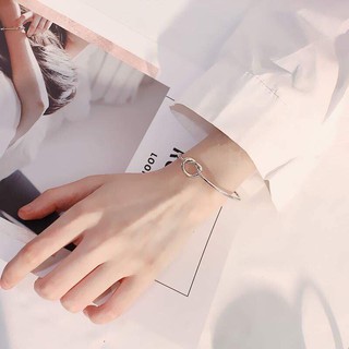 Vòng tay phong cách Hàn Quốc