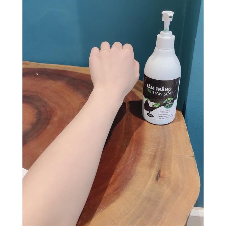 Sữa tắm than sồi Cầu Bình An 400ml. Giúp dưỡng da toàn thân, sáng hồng, tẩy tế bào chết, tươi sáng