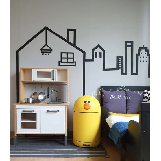 Tủ lạnh mini Ccomo Line Friends 31L dùng bảo quản mỹ phẩm, snack, đồ ăn vặt - Nội địa Hàn