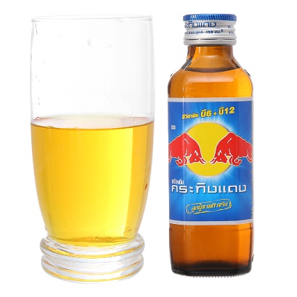 Nước Tăng Lực Red Bull Bò Húc Thái Lan - Bò cụng chai sành Thailand 150mL