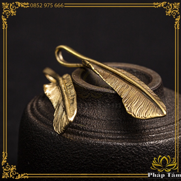 Móc Khóa Lông Vũ Takahashi Goro Đồng Nguyên Khối - Tâm Phong Thủy