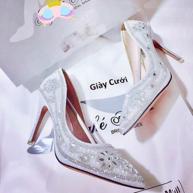 Giày cưới cao cấp nghé art size 36 nguyên giá 1tr950 - ảnh thật tự chụp