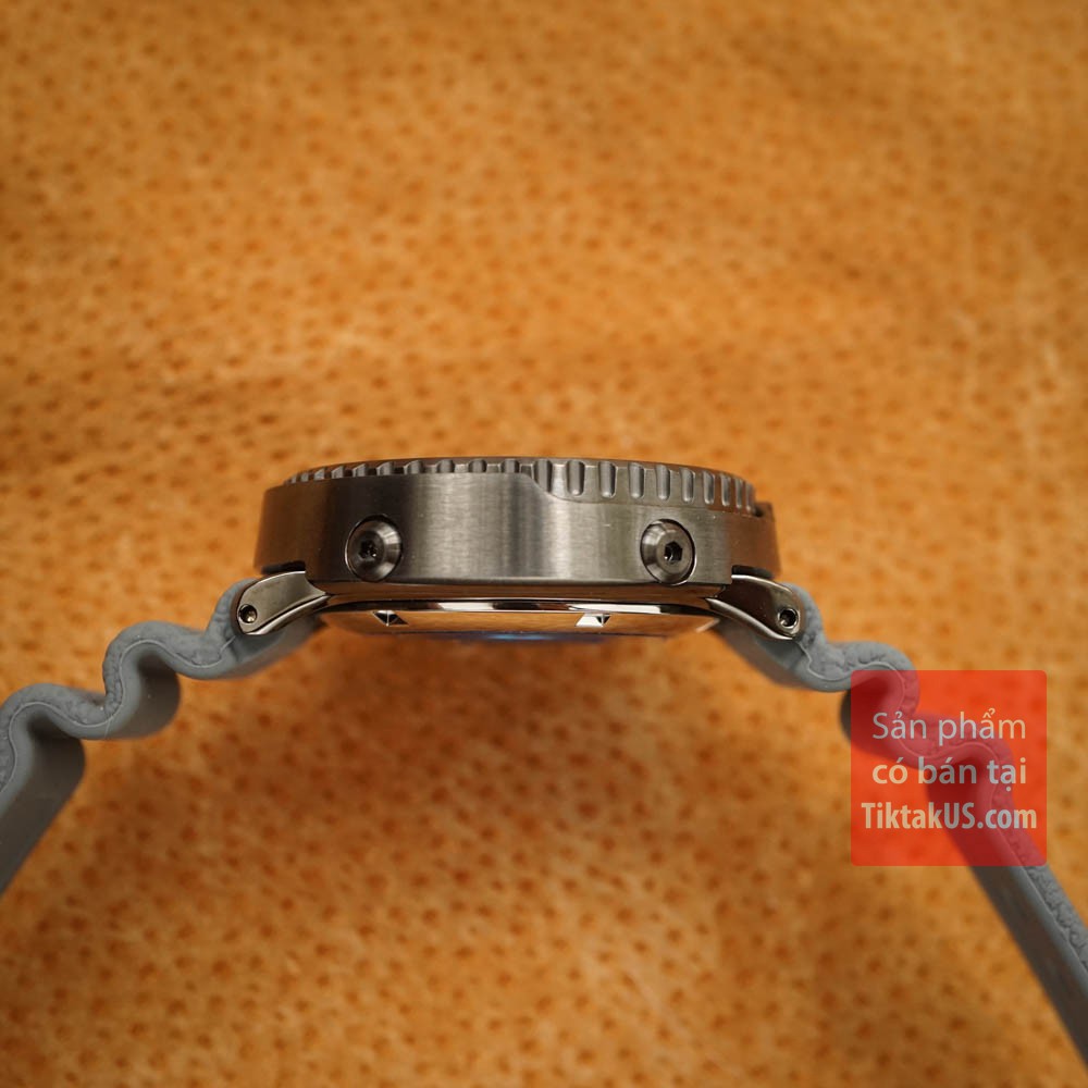 Đồng hồ thể thao nam SEIKO SRPE31K1 Prospex Street Series "Urban Safari" Grey Ref. SBDY061 size 43mm dây cao su