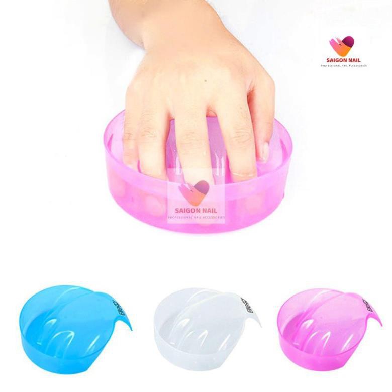 Bát ngâm tay cong chống mỏi