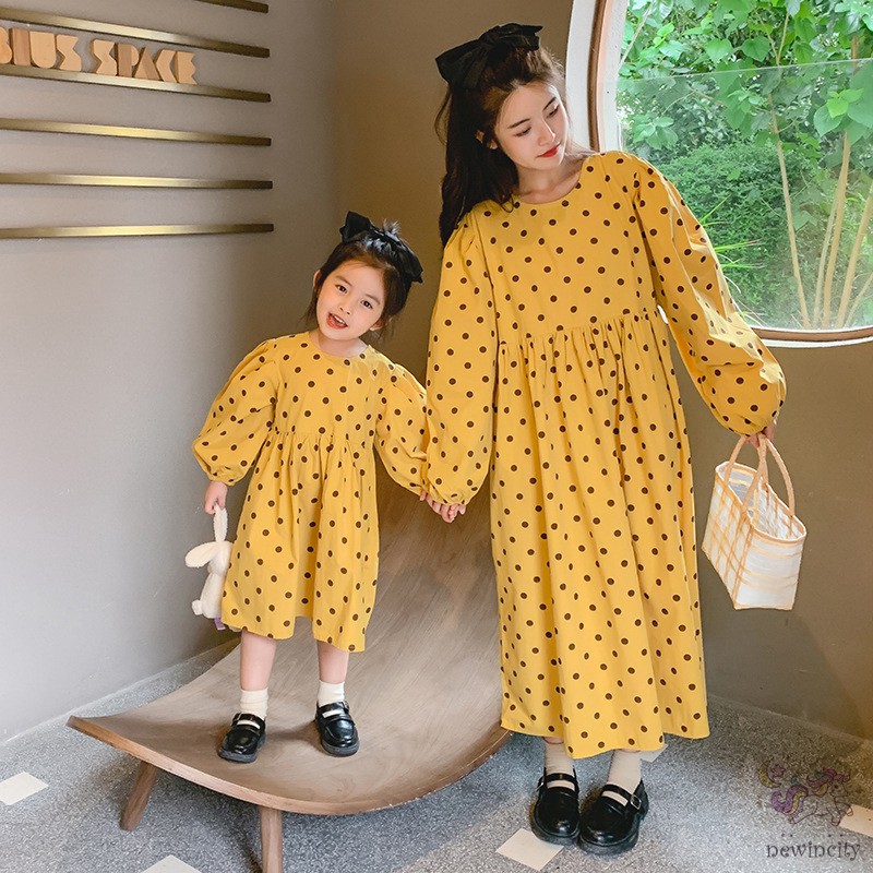 Đầm Chất Liệu Vải Cotton Hoạ Tiết Chấm Bi Dễ Thương Cho Bé