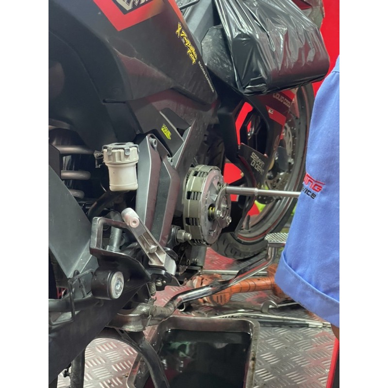 Bộ nồi R15v3  2 tem chính hãng yamahavà chuồn heo Exciter 135/150 chống dọng làm từ phôi ex150