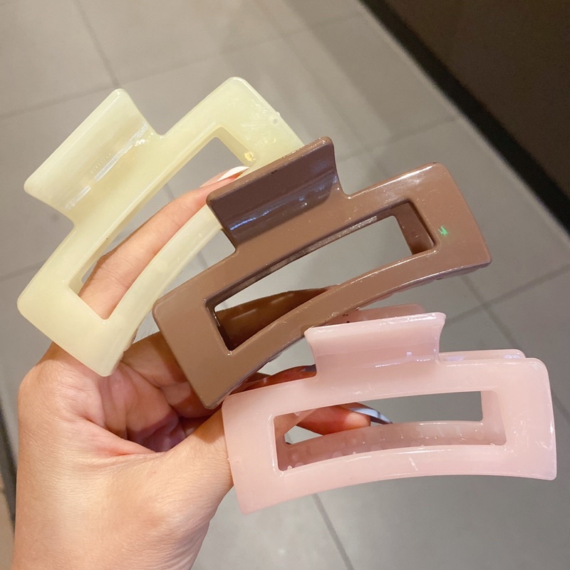 Kẹp Tóc Càng Cua Chữ D