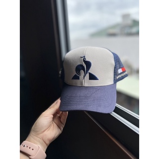 Mũ lưỡi trai phối lưới
