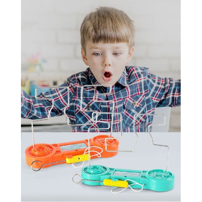 Bộ đồ chơi luồn dây, rèn luyện sự khéo léo tính kiên trì cho bé, cách chơi đơn giản, cả gia đình có thể chơi cùng nhau