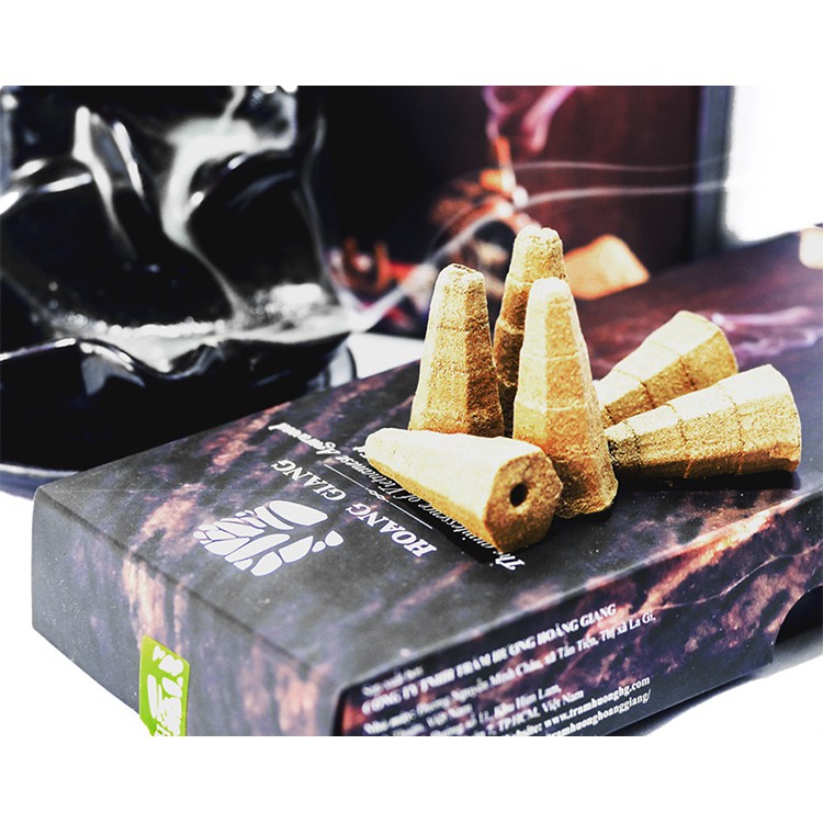 Trầm nụ Hoàng Giang - Không chứa hoá chất, hương gỗ trầm tự nhiên, dùng với thác khói trầm hương - hộp 24 nụ | BigBuy360 - bigbuy360.vn