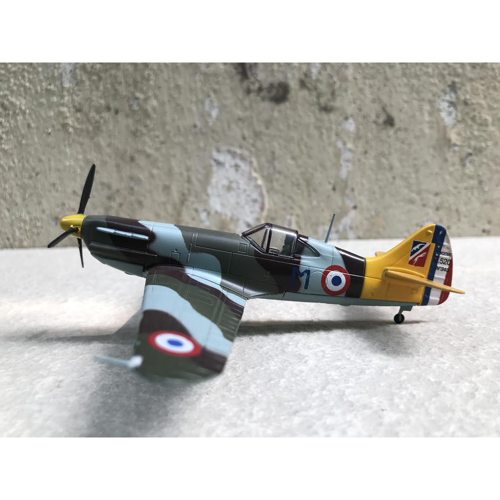 Mô hình Máy bay Dewoitine D.520 fighter  1:72