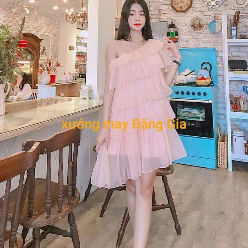 Đầm tầng lệch vai hồng nude sang chảnh, đầm lệch vai giấu bụng bầu mặc chuẩn đẹp DG4213