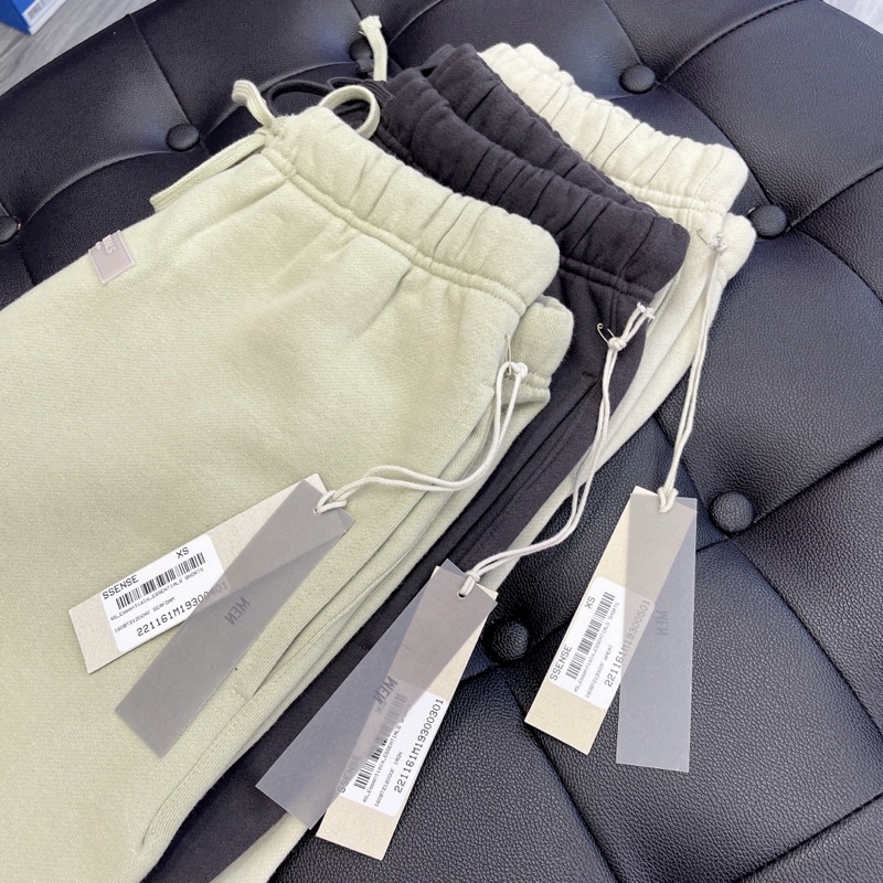 ⚡️[BEST QUALITY] - Quần Short FOG Fear Of God ESSENTIALS SS22 Sweatshort, Quần Short FOG ESSENTIALS