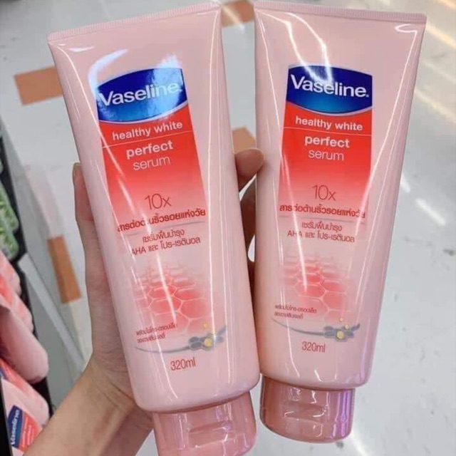 Serum dưỡng da Vaseline Thái 320ml