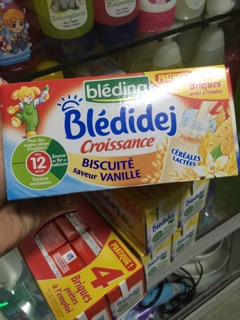 Sữa nước Bledina của Pháp (4x250ml)