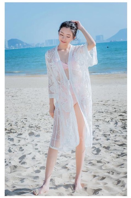 Kimono, áo khoác đi biển họa tiết bướm xinh