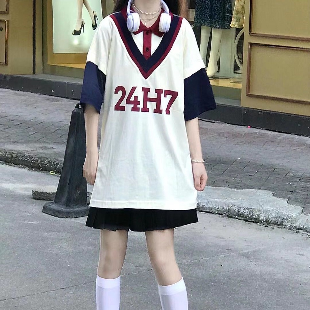 Set Áo Thun Ngắn Tay Cổ Bẻ + Chân Váy Đen Xếp Ly Phong Cách Vintage Nữ Tính