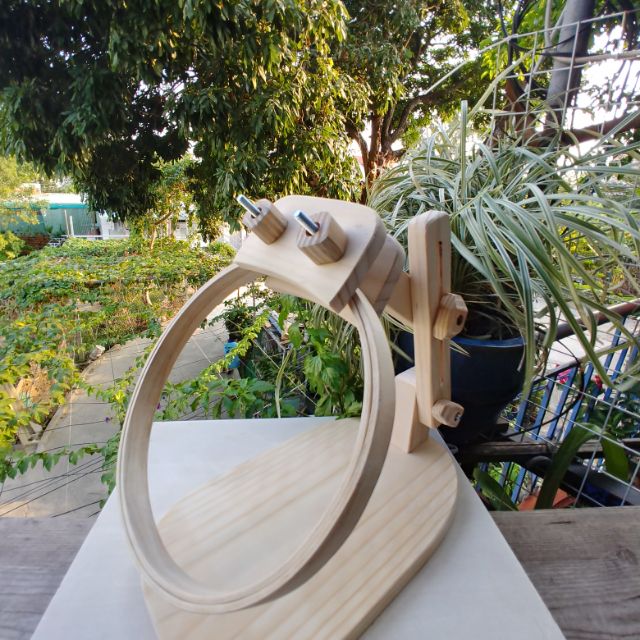 Khung thêu kẹp xẻ rãnh