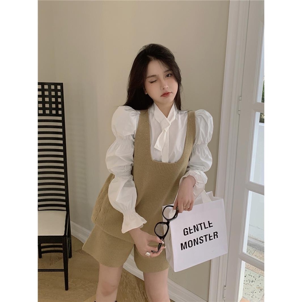 22aw!F &amp; X Bộ Áo Sơ Mi Tay Phồng Phong Cách Phương Tây + Áo Sweater Dệt Kim Không Tay Dễ Phối Đồ Thời Trang Mùa Thu Cho Nữ