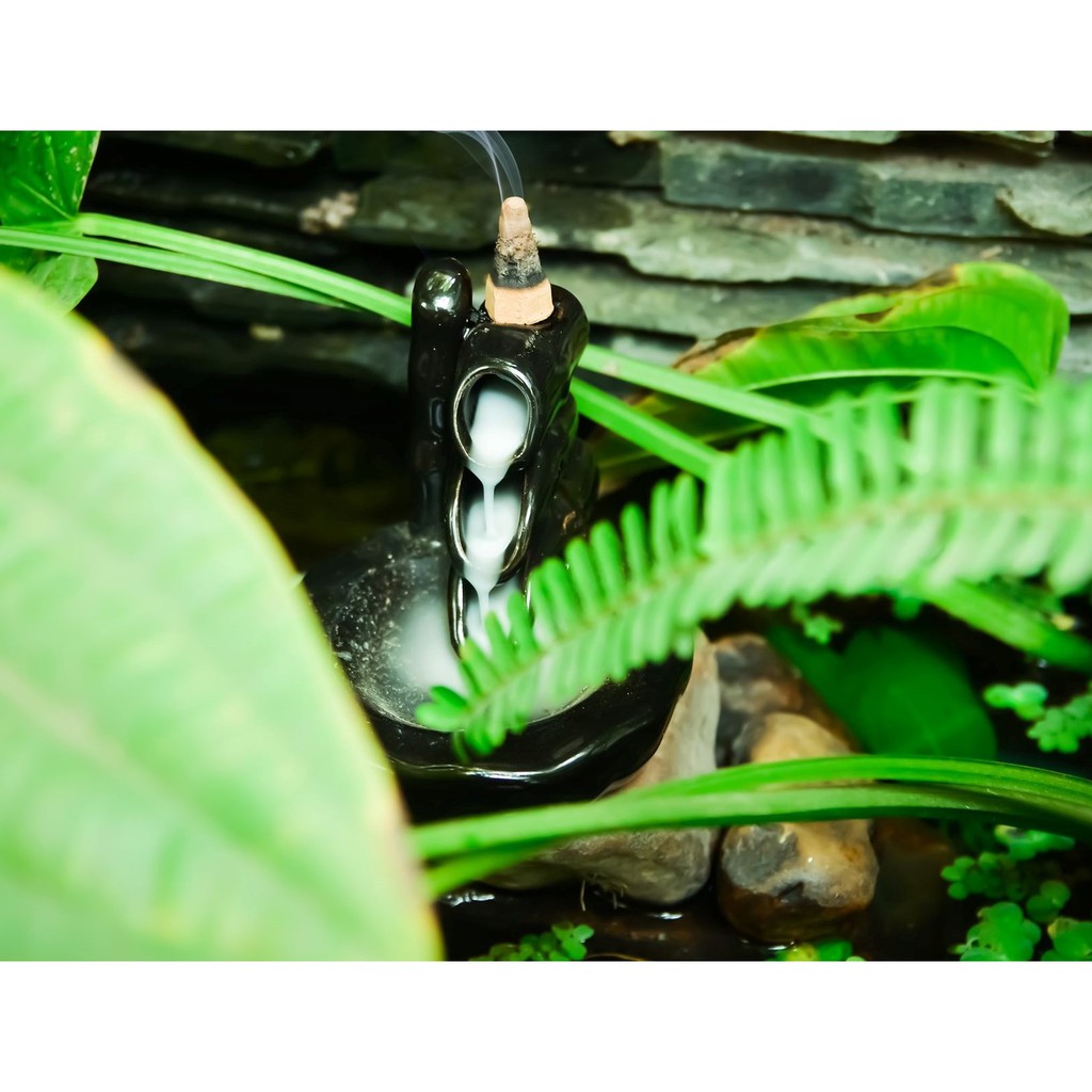 Trầm nụ Hoàng Giang - Không chứa hoá chất, hương gỗ trầm tự nhiên, dùng với thác khói trầm hương - hộp 24 nụ | BigBuy360 - bigbuy360.vn