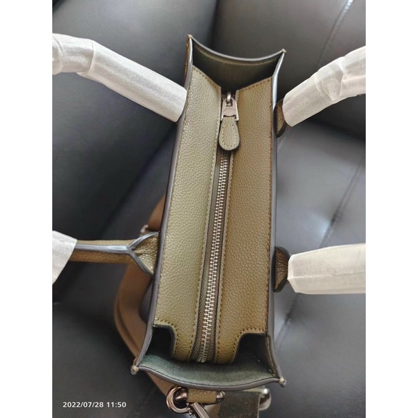 TÚI COACH GOTHAM TALL TOTE 24 CA184