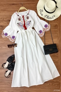 Đầm maxi thêu thổ cẩm