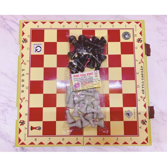 Bàn cờ vua loại tốt (kích thước 40×40, con tốt 4cm)