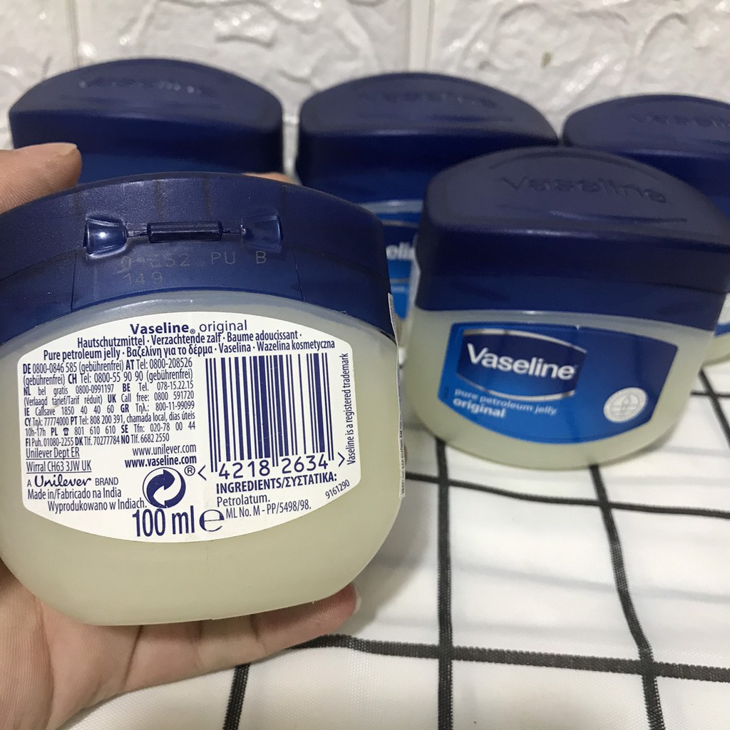 Sáp Dưỡng Ẩm Vaseline Original Pure Petroleum Jelly 100ml