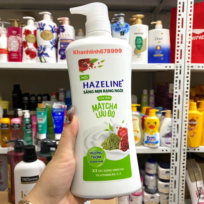 Sữa tắm Hazeline dâu tằm và hương matcha lựu đỏ chai 670g
