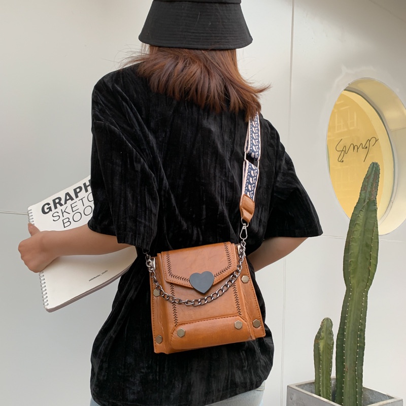 Túi Đeo Chéo Phong Cách Đơn Giản Phổ Biến Mùa Hè Kiểu Mới