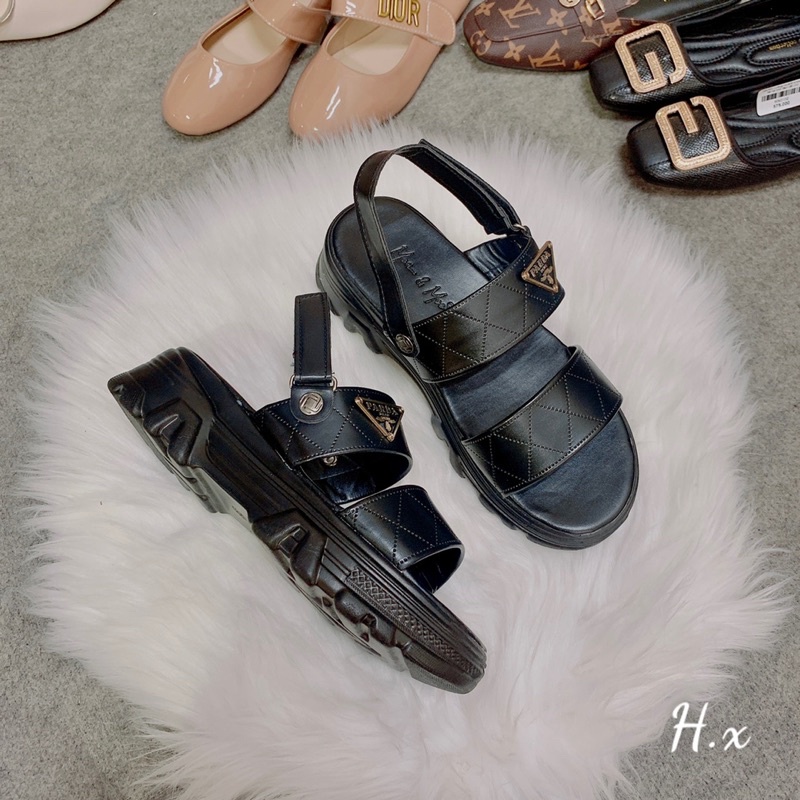 DÉP SANDAL 2 QUAI PR TRẮNG VÀ ĐEN MỚI NÂNG ĐẾ 3CM