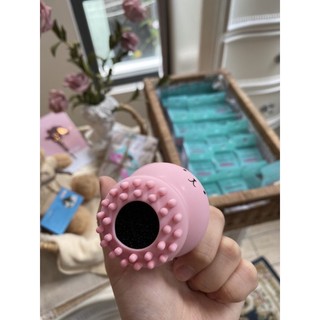 Cọ rửa mặt bạch tuộc