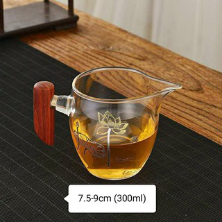 Tống trà thủy tinh cán gỗ