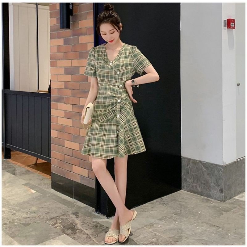 Váy cho con ti đuôi cá sọc caro (thanh lý) lì xì Tết