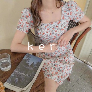 Đầm hoa nhí cổ vuông k.er
