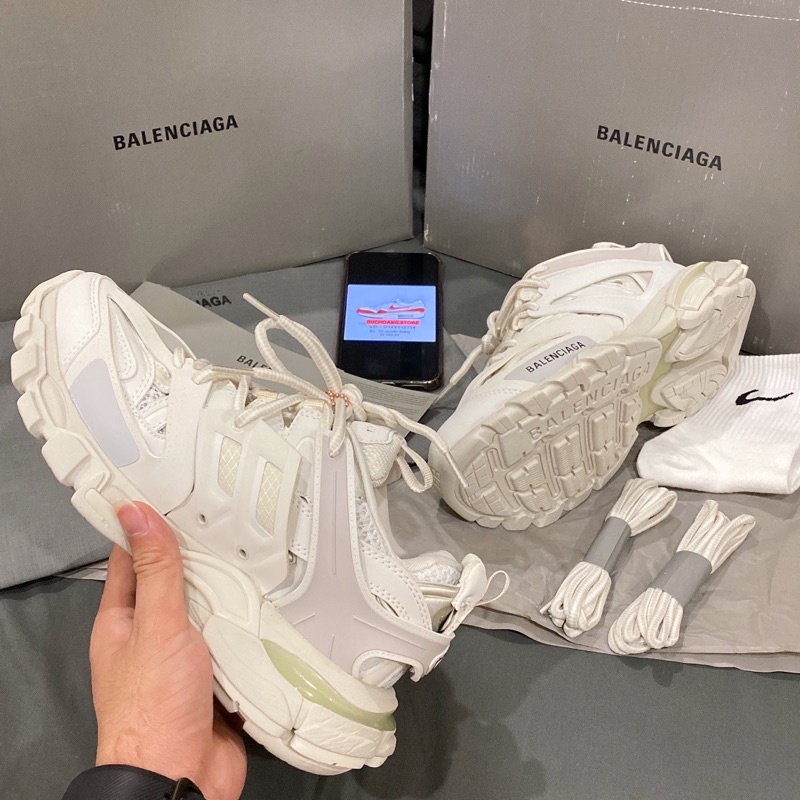 GIÀY BA.’LEN TRACK 3 WHITE LAI AU SC