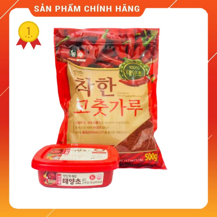 Combo Ớt Bột Hàn Quốc Nong Woo Vẩy 500g và Tương Ớt Hàn Quốc 200g